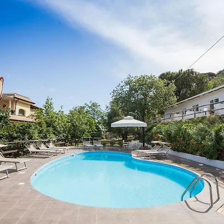 Hotel Cannamele Parghelia