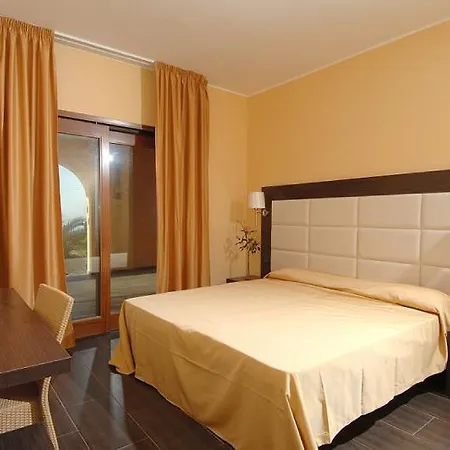 Cannamele Hotel 4*