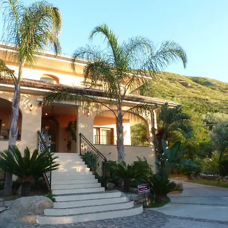 Cannamele Hotel
